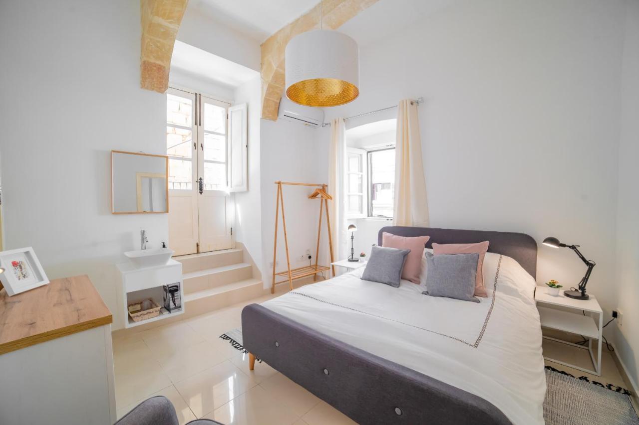 Carmelita Maisonette La Valletta Esterno foto