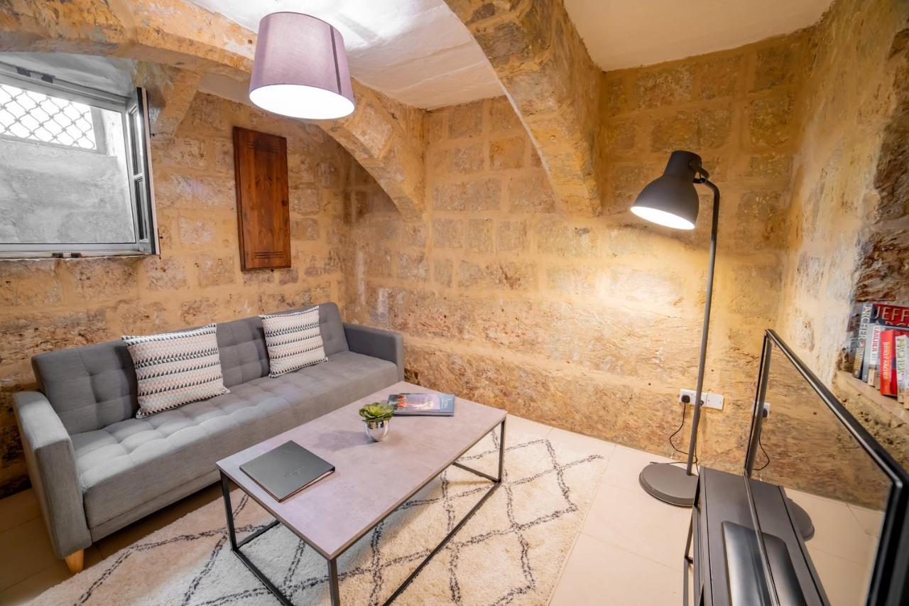 Carmelita Maisonette La Valletta Esterno foto